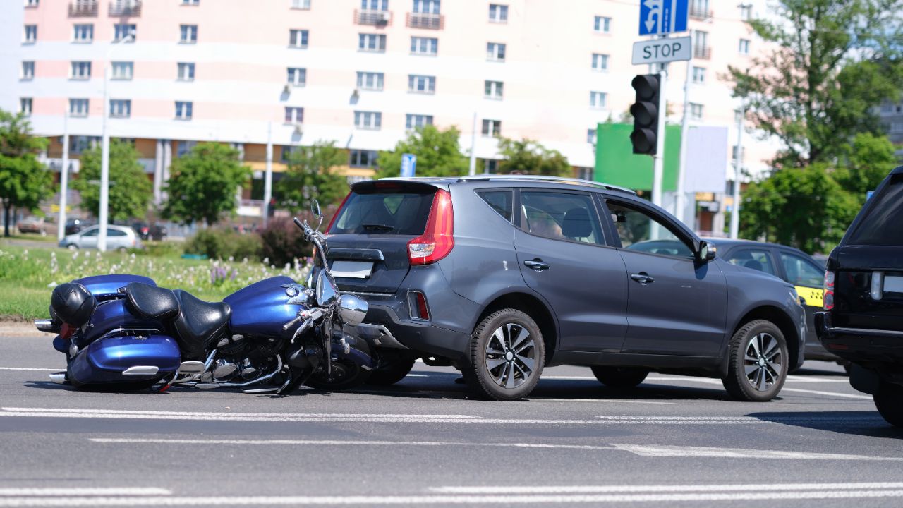 Who is Responsible for Passenger Injuries in a Motorcycle Crash