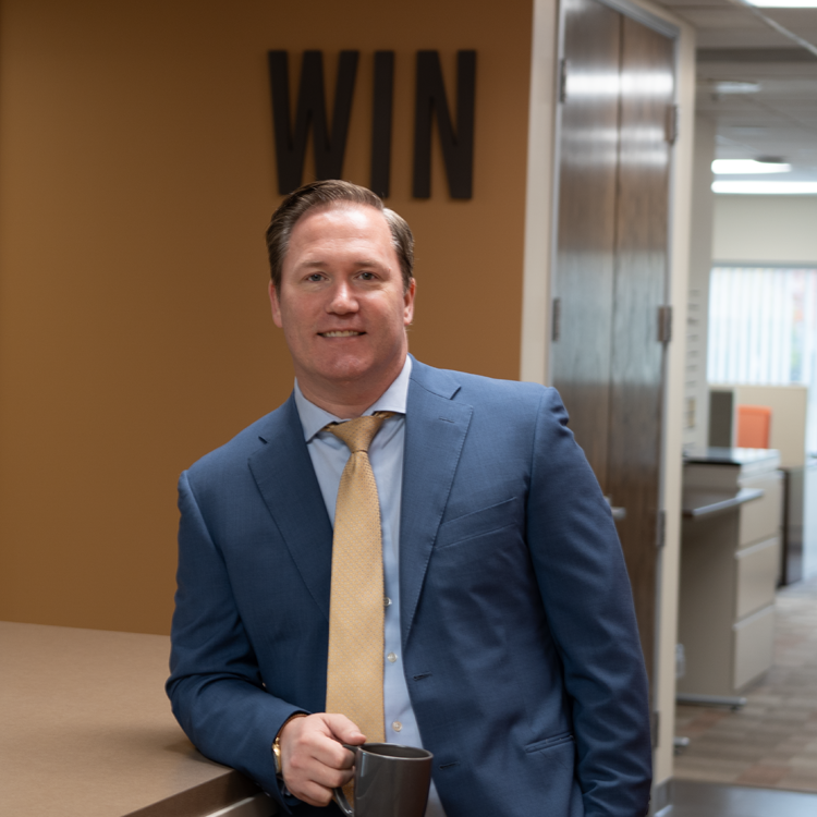 DUSTIN HOFF | Top Go-To Negligence Lawyer